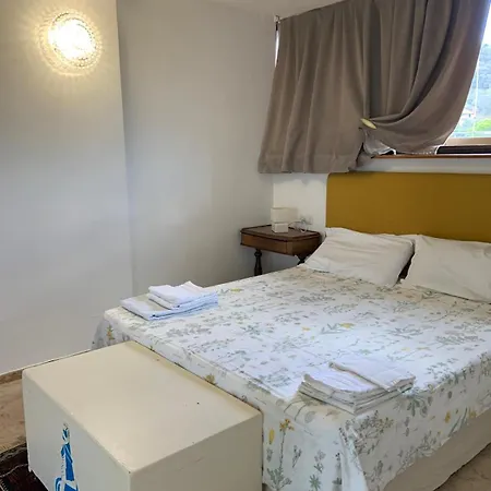 Lighthouse 奥比索拉玛里纳